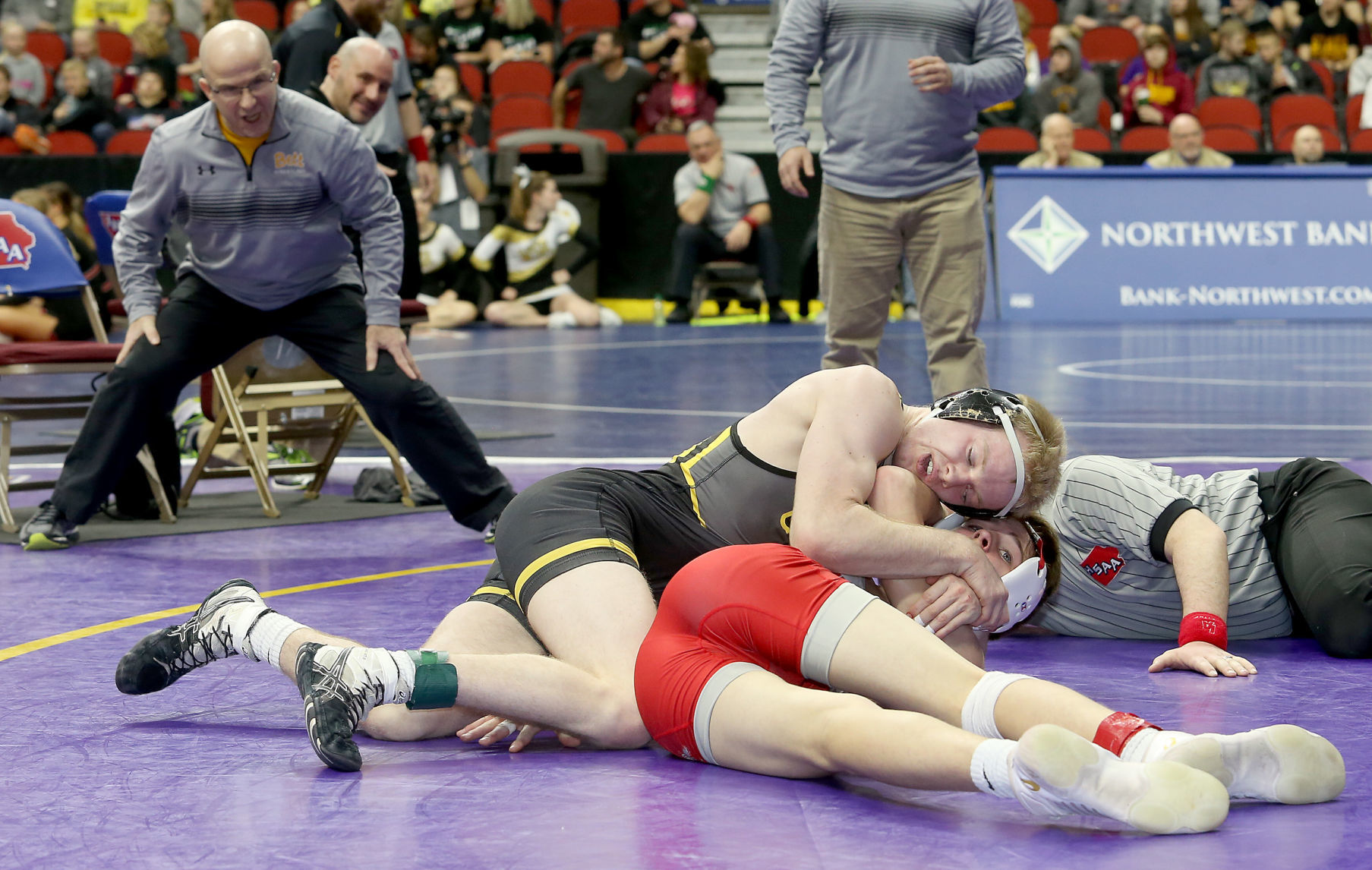 021419-qct-IA-HS-Wrestling-009